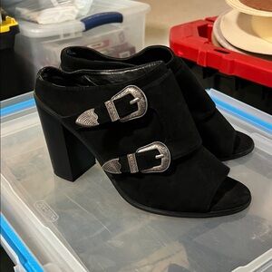Forever 21 Black Mules with Chunky Block Heel